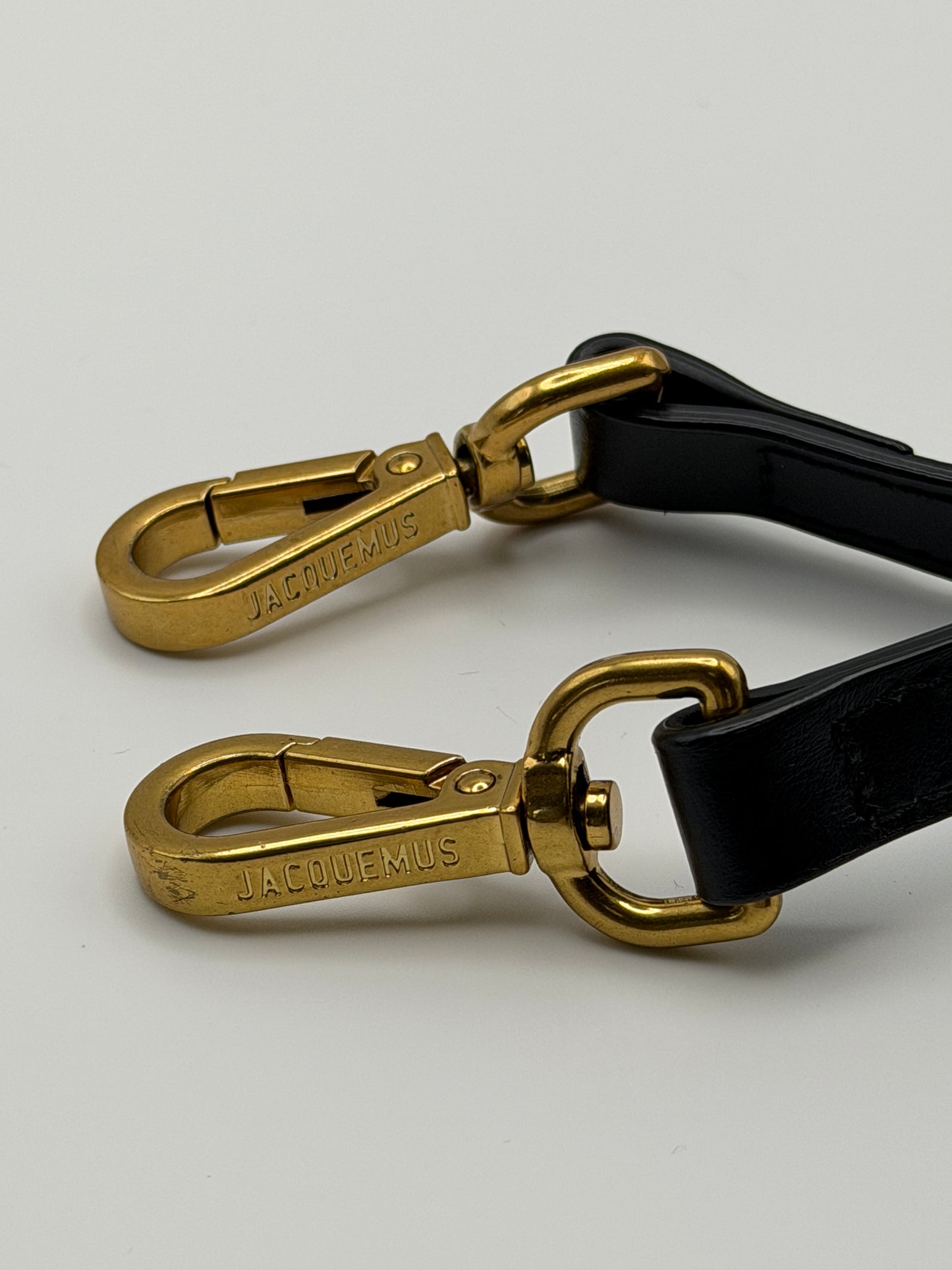 Jacquemus Le Grand Chiquito