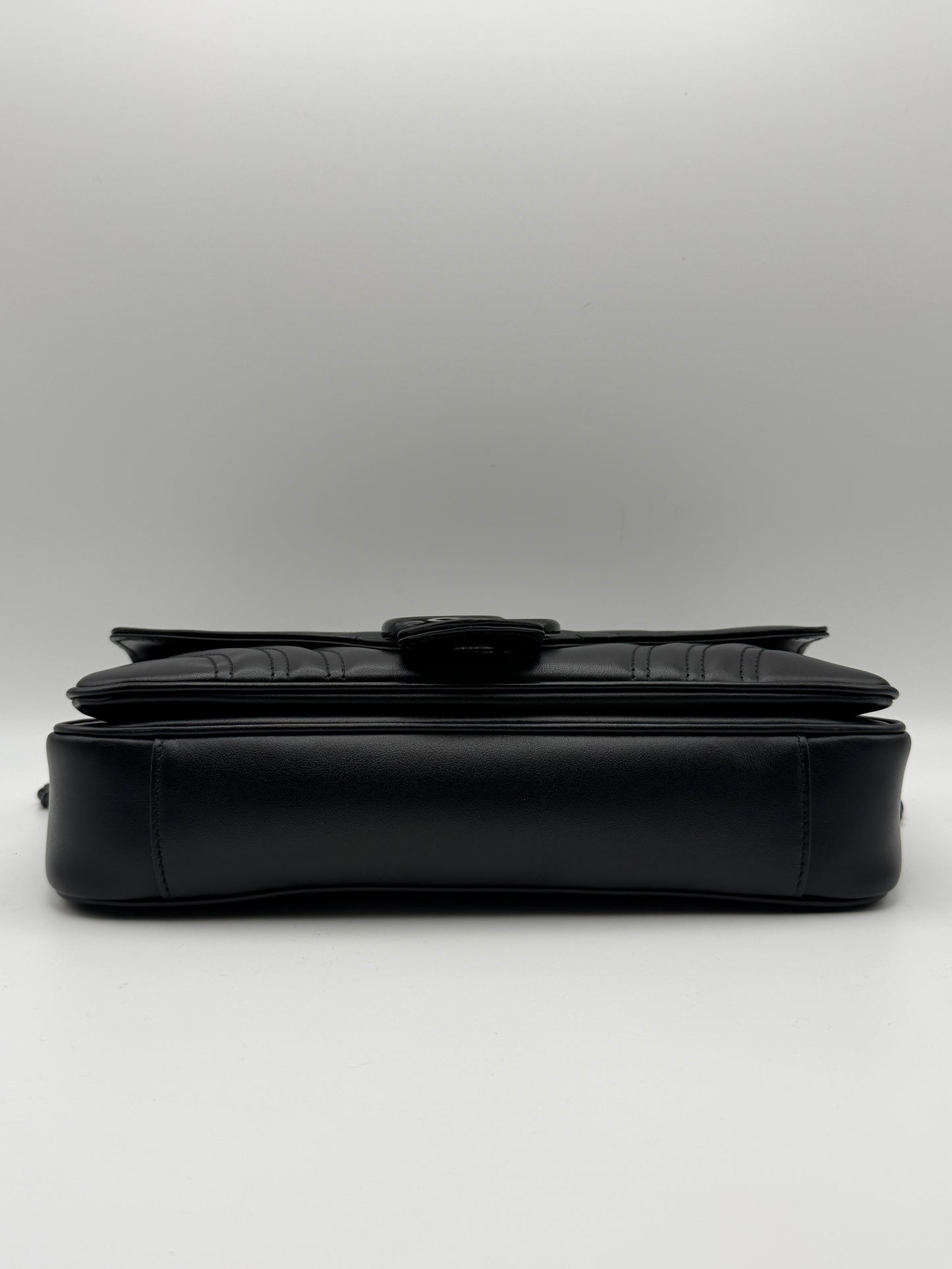 Gucci GG Marmont Shoulder Bag nera in pelle