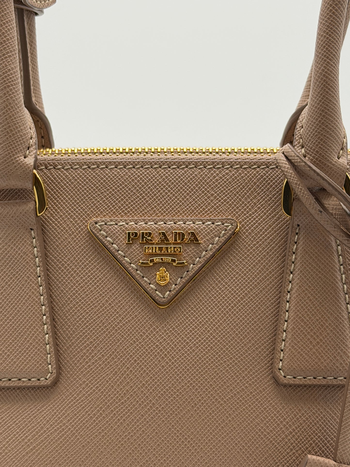 Prada Galleria Mini Saffiano Lux Cipria