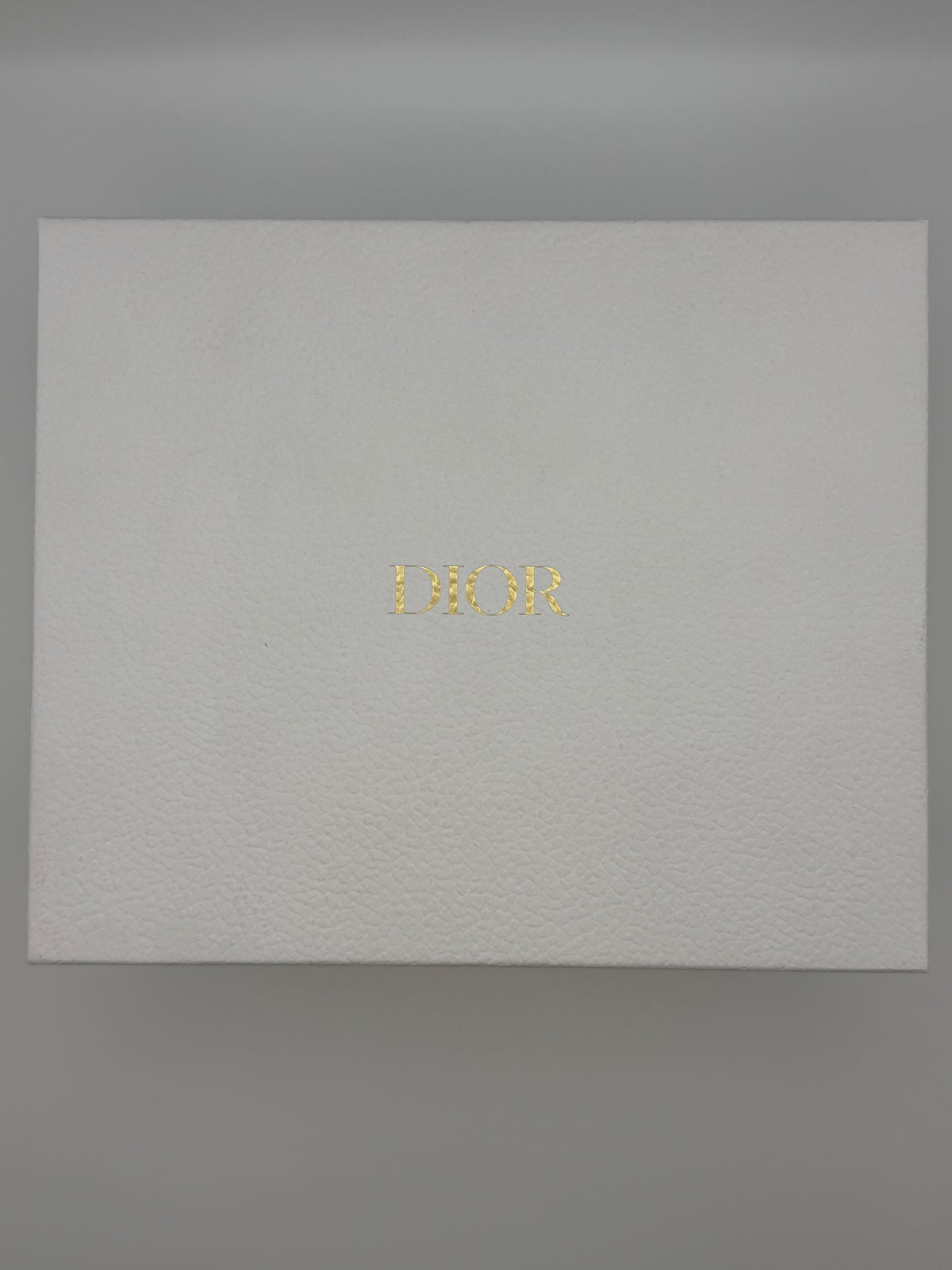 Visiera Dior da donna autentica, accessorio di lusso